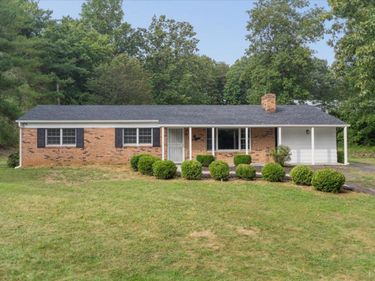 123 Elmwood Lane, Rustburg, VA 24588