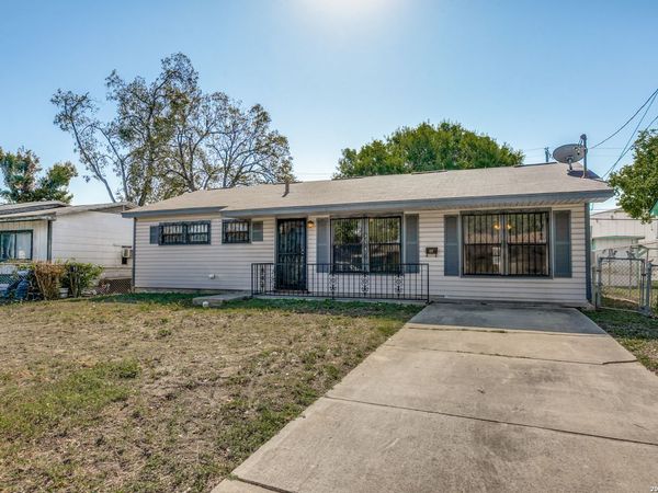 354 LAS PALMAS DR, San Antonio, TX 78237