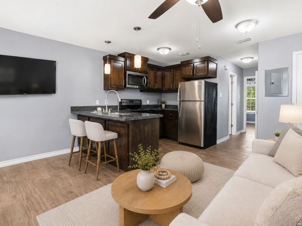 214 Allen Dr, Unit B, Laredo, TX 78045