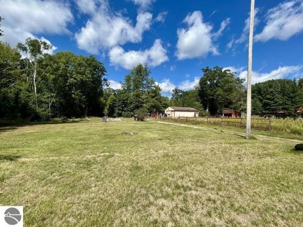 8836 Ora Lake Road, Hale, MI 48739