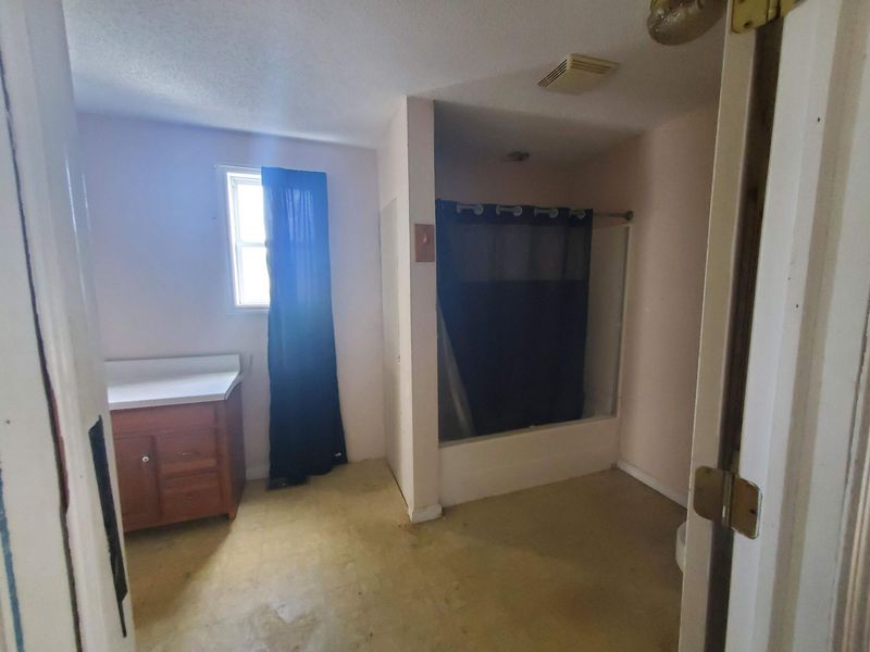 726 E Spring Street, Saint Marys, OH 45885 Photo 21
