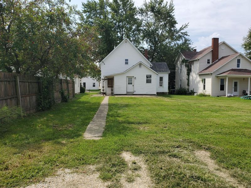 726 E Spring Street, Saint Marys, OH 45885 Photo 4