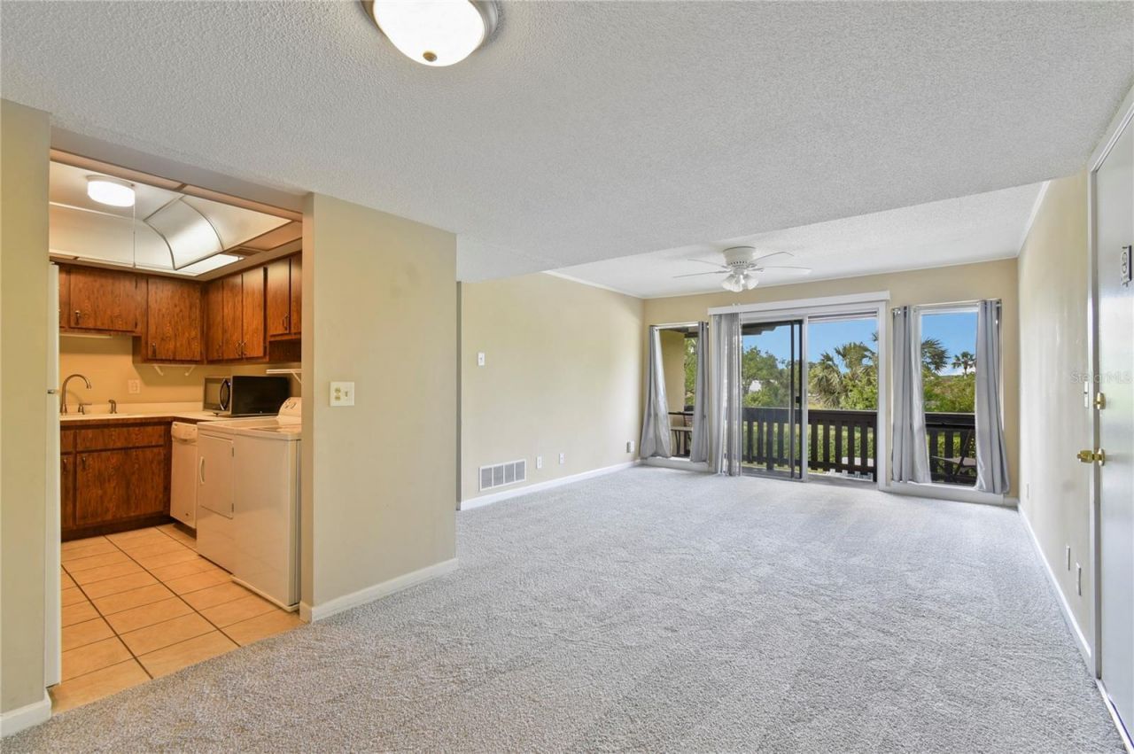 40 Club House Drive , Unit 207, Palm Coast, FL 32137 Photo