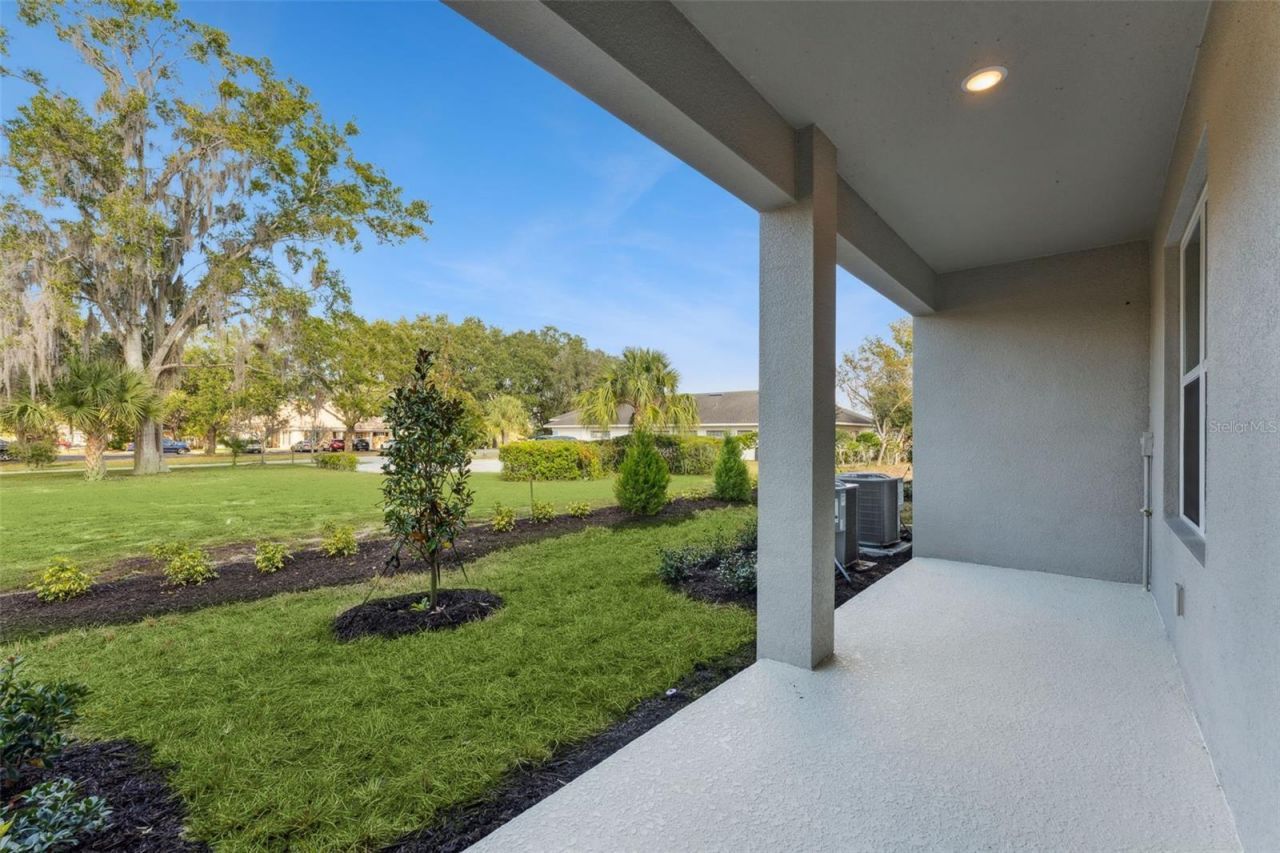 2274 Red Pine Court , Eustis, FL 32726 Photo