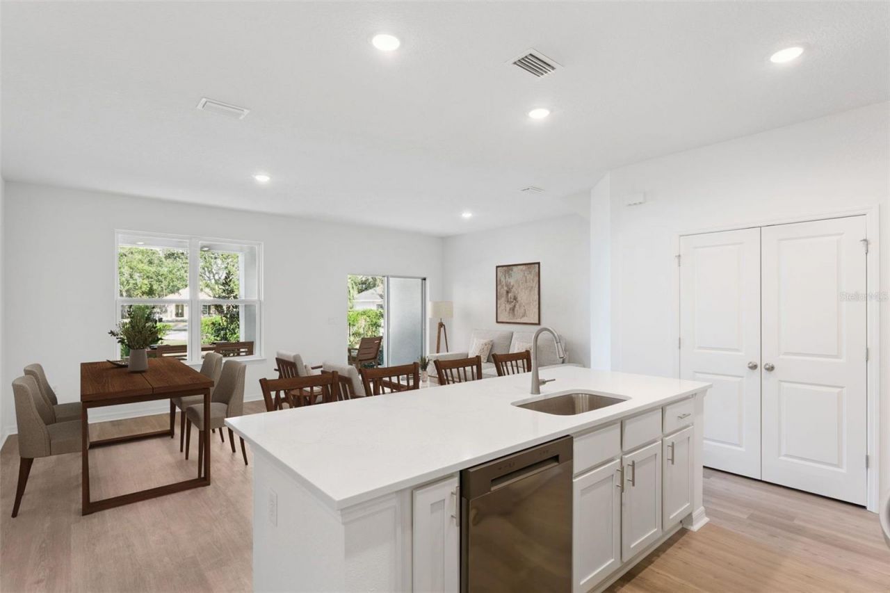 2274 Red Pine Court , Eustis, FL 32726 Photo