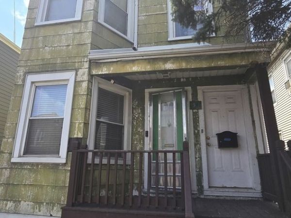 3541 W Diversey Avenue , Chicago, IL 60647