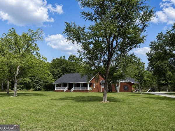 752 Old Hortense Road, Hortense, GA 31543