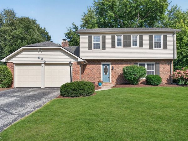560 S Harbour Drive, Noblesville, IN 46062