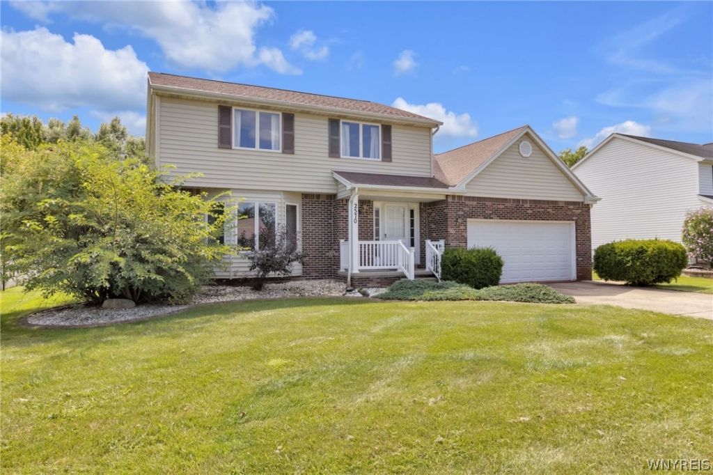 2570 David Drive, Niagara Falls, NY 14304 Main Photo