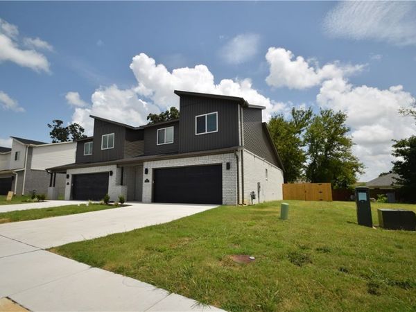 648 Sun Meadows Loop , Centerton, AR 72719