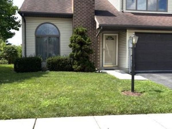 1118 ROOSEVELT COURT , HANOVER, PA 17331
