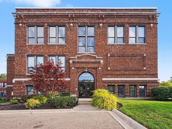 460 Broadway Street, Unit 205, South Haven, MI 49090