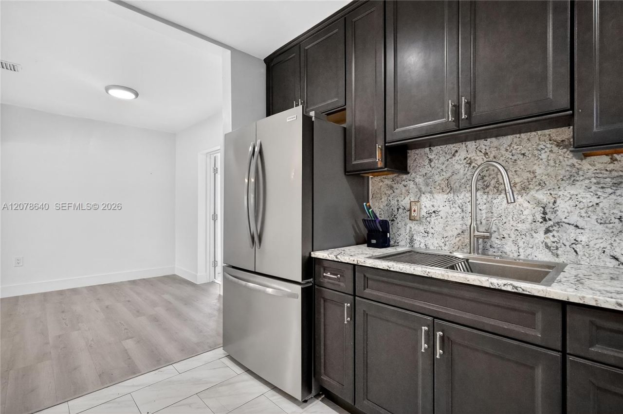 40 NW 68th St , Miami, FL 33150 Photo