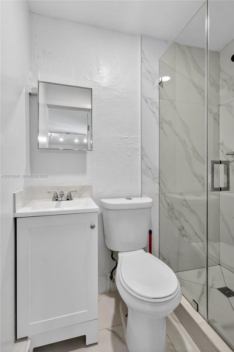 40 NW 68th St , Miami, FL 33150 Photo