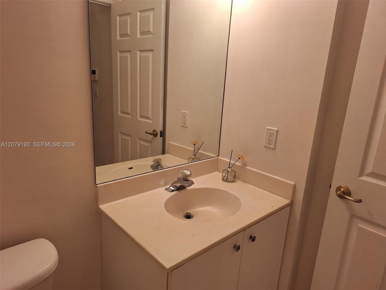 5770 NW 113th Pl, Doral, FL 33178 Photo