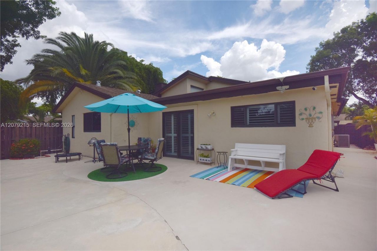 11744 SW 133rd Ct , Miami, FL 33186 Photo