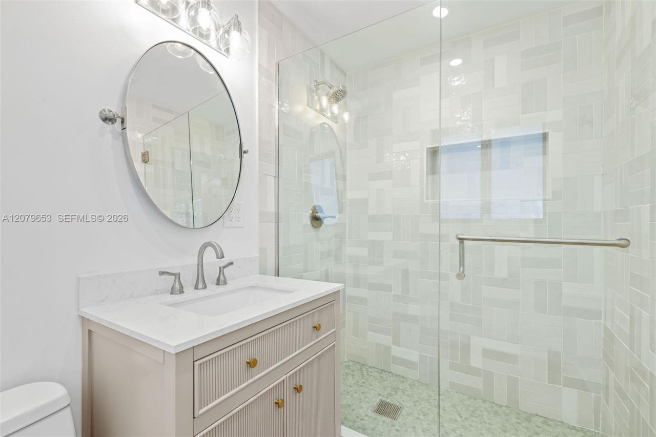 912 NE 82nd St , Miami, FL 33138 Photo