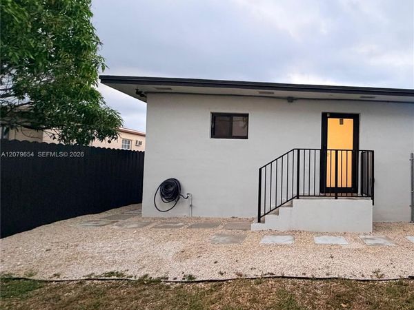 Unit 1, Miami, FL 33176