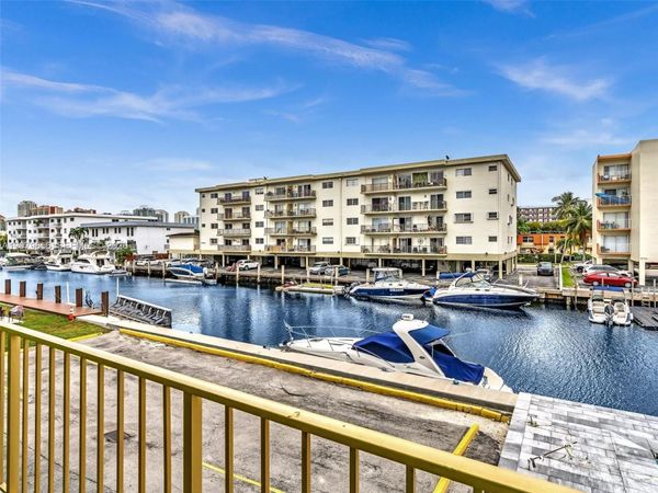 3626 NE 168th St , Unit 202, North Miami Beach, FL 33160