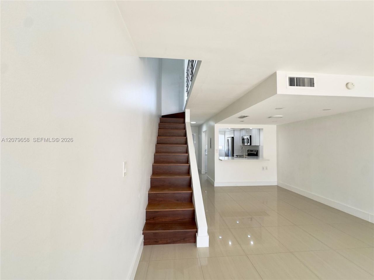 8010 SW 152nd Ave, Unit 211, Miami, FL 33193 Photo