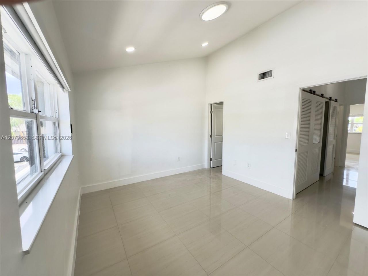 8010 SW 152nd Ave, Unit 211, Miami, FL 33193 Photo