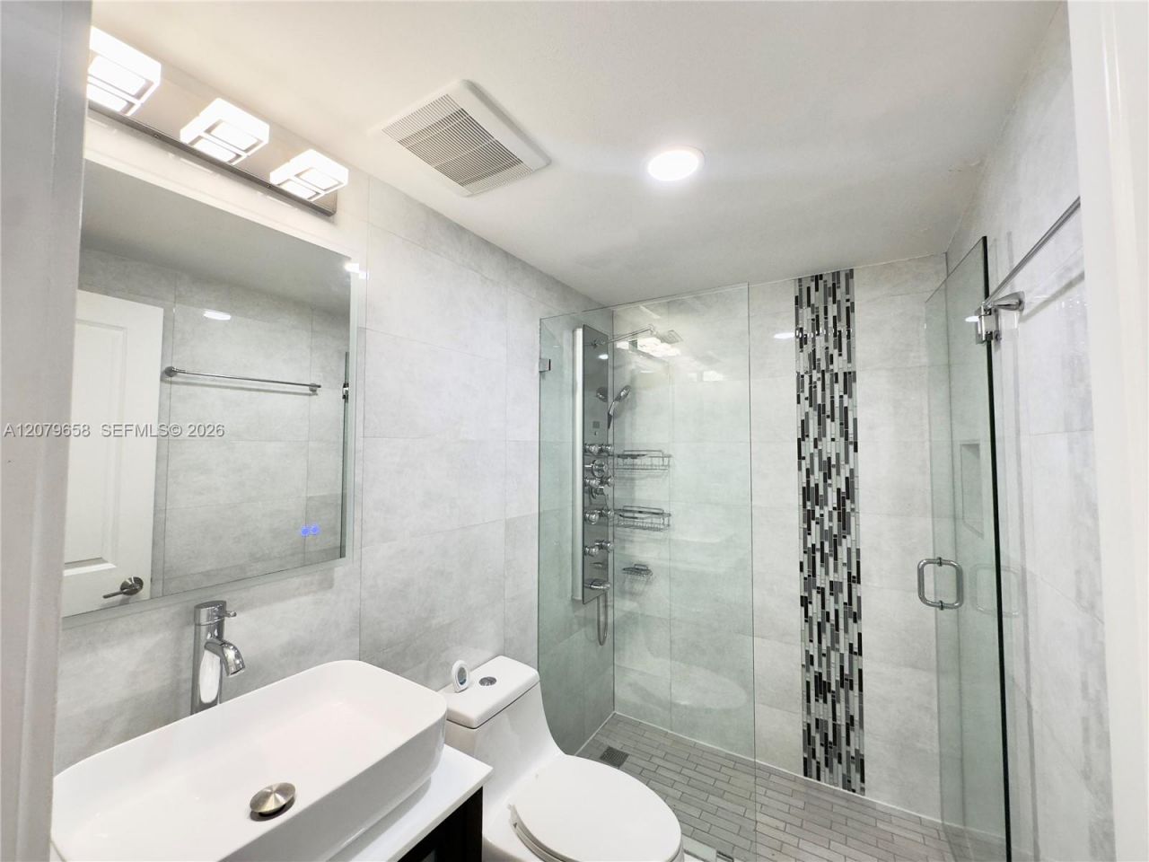 8010 SW 152nd Ave, Unit 211, Miami, FL 33193 Photo