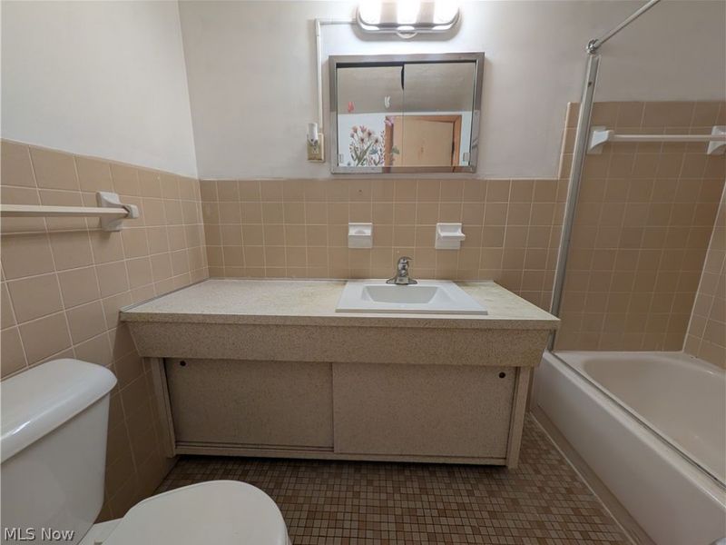 22121 River Oaks, Unit E12, Rocky River, OH 44116 Photo 21
