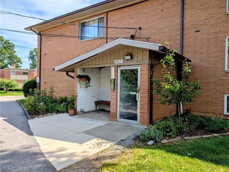 22121 River Oaks, Unit E12, Rocky River, OH 44116 Photo 32
