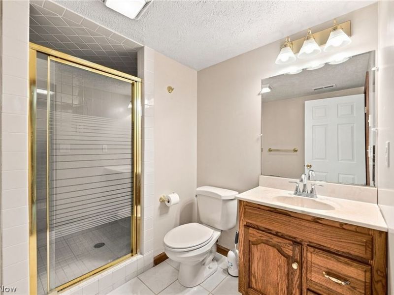 29008 Uxbridge Drive, Willowick, OH 44095 Photo 32