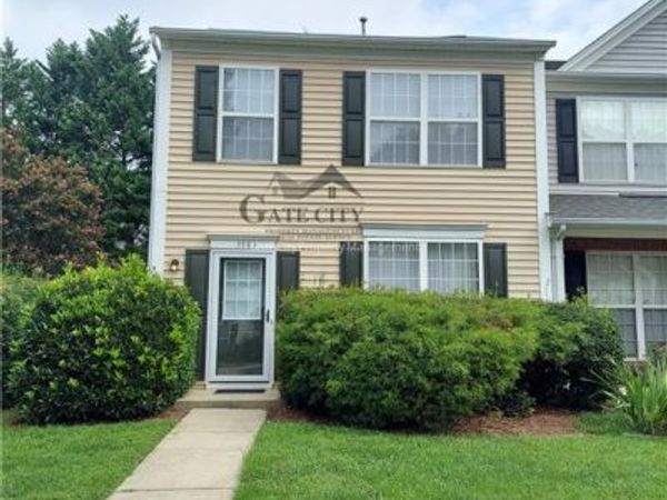 3983 Elizabeth Glen Way , Jamestown, NC 27282