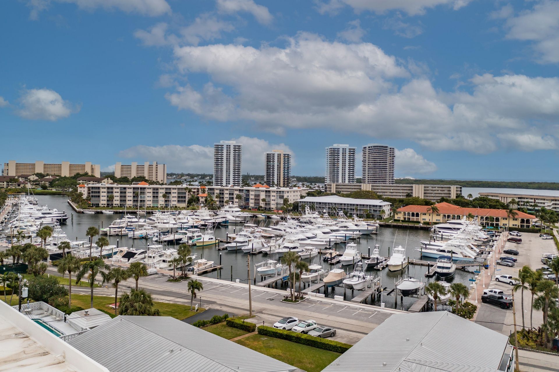 155 Yacht Club Drive, Unit 207, North Palm Beach, FL 33408 Photo