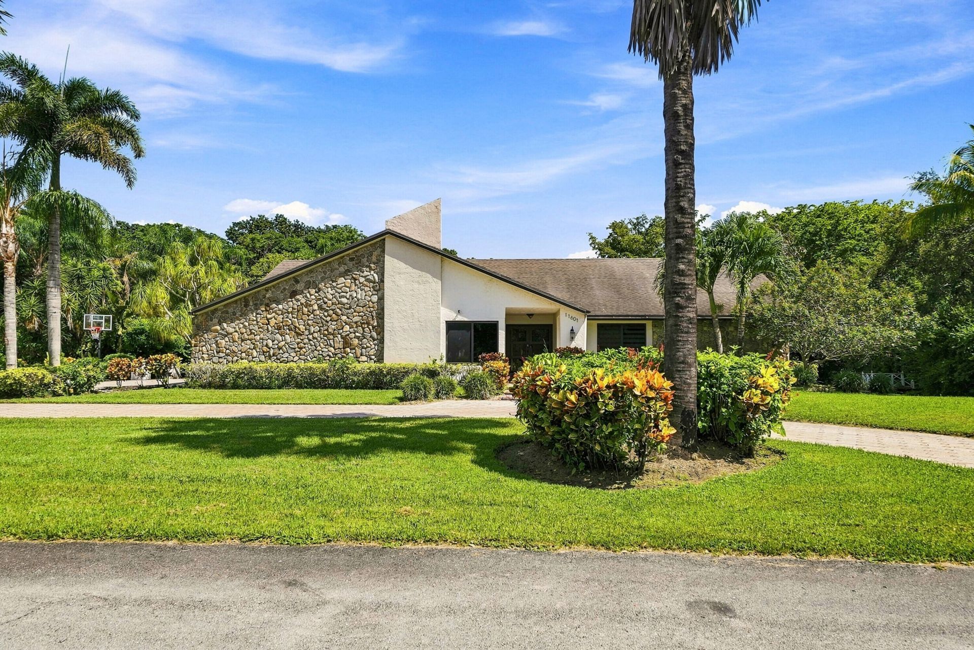 11601 SW 21st Court, Davie, FL 33325 Photo