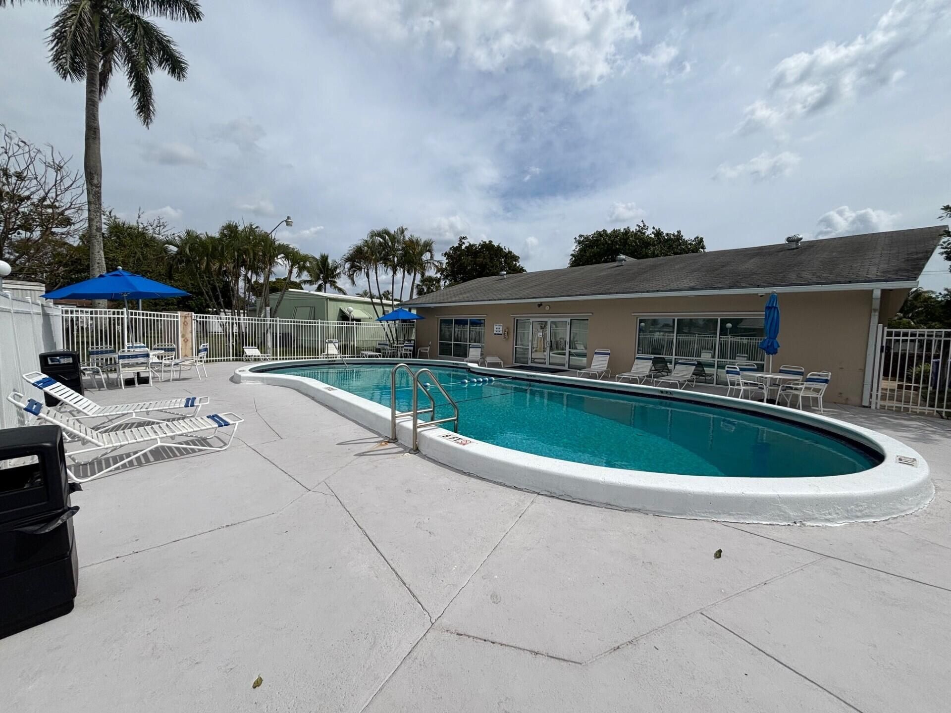 13 Havenwood Drive, Pompano Beach, FL 33064 Photo