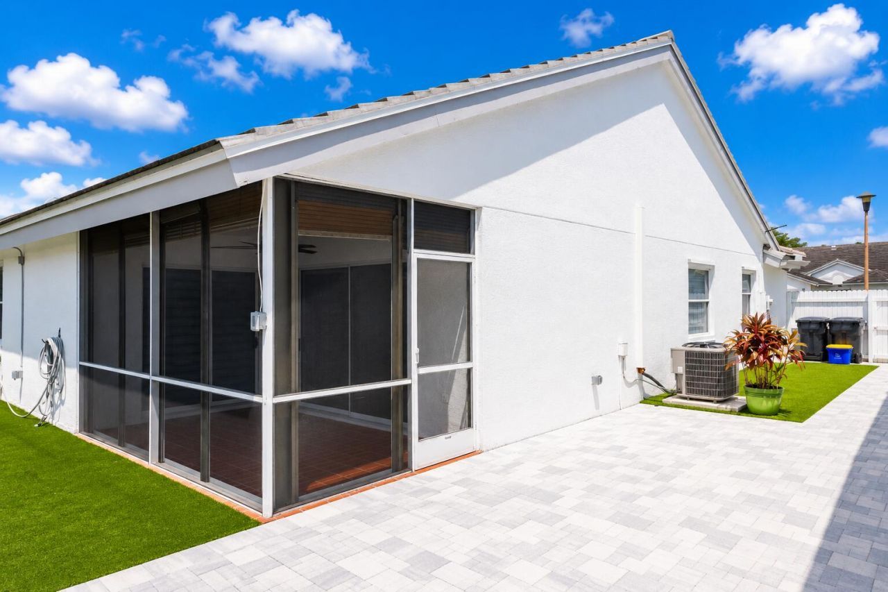 2974 Torrey Pine Lane, Lake Worth, FL 33462 Photo