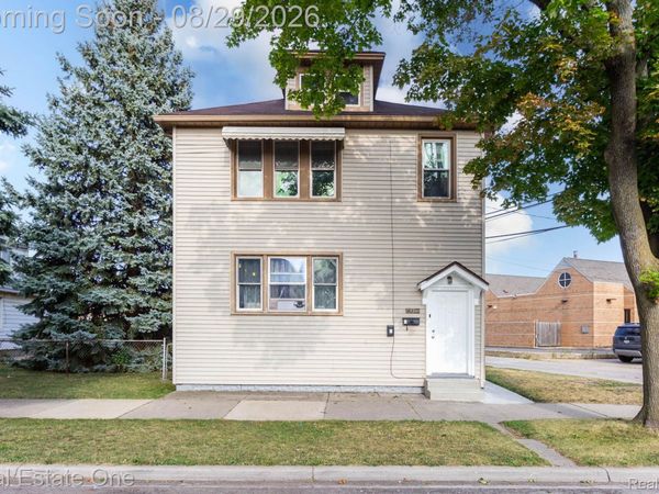 4932 Reuter Street, Dearborn, Mi 48126
