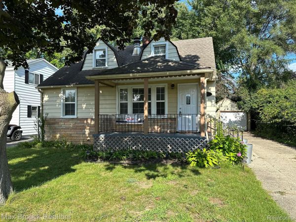 1877 MADDY Lane , Keego Harbor, Mi 48320