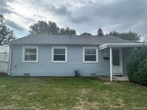 33809 Calumet Court , Westland, Mi 48186
