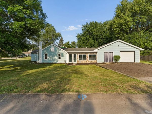 413 5th Street, Fenton, Mi 48430