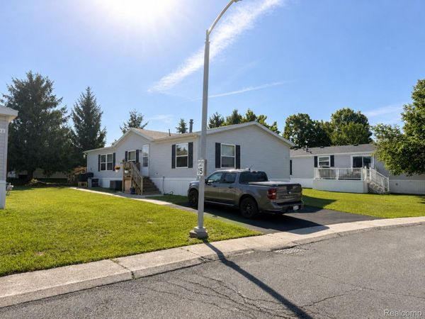 9192 Canyon Trail Drive , Berlin Township, Mi 48166