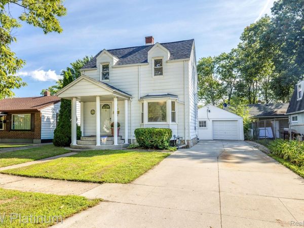 3310 Poplar Street , Port Huron, Mi 48060