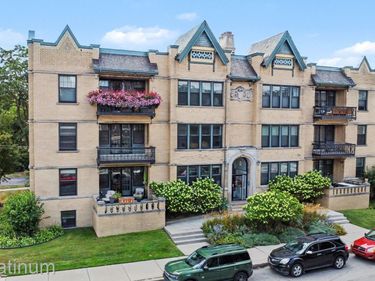 615 W Hancock Street , Detroit, Mi 48201