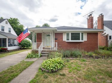 751 Auburn Street , Plymouth, Mi 48170