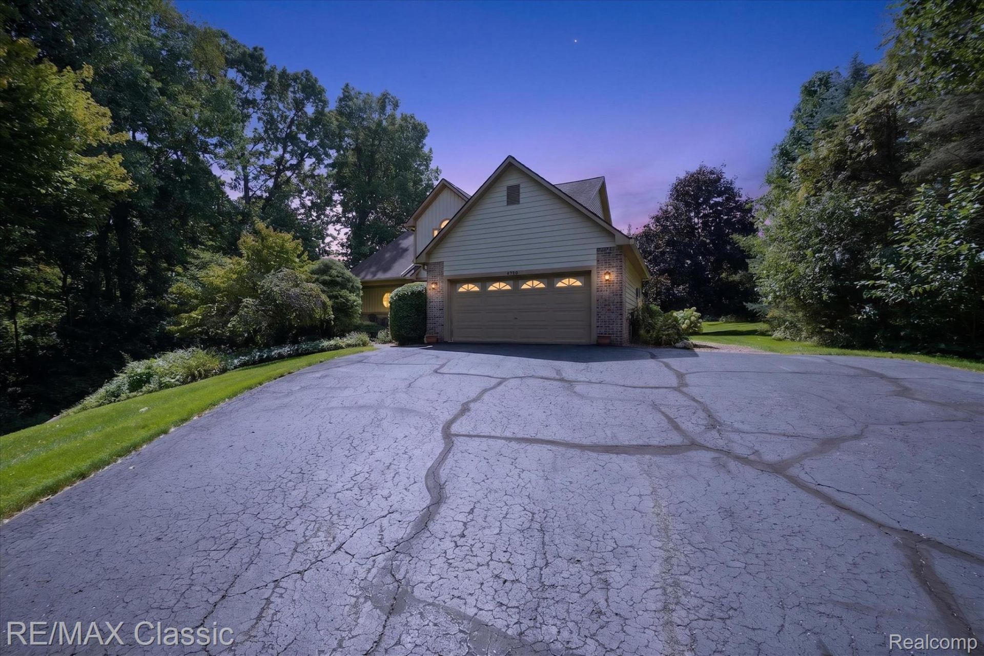 6280 Whispering Meadows Drive, White Lake Township, Mi 48383 Main Photo