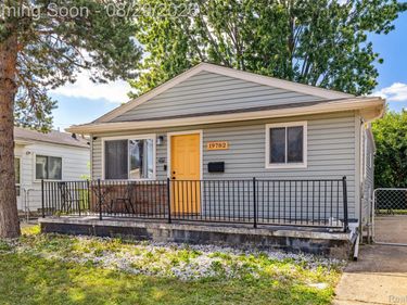 19782 Woodward Street, Clinton Township, Mi 48035