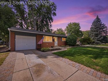 41231 MEMPHIS Drive, Sterling Heights, Mi 48313