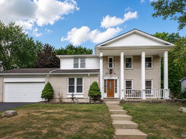 30991 Oak Valley Court, Farmington Hills, Mi 48331