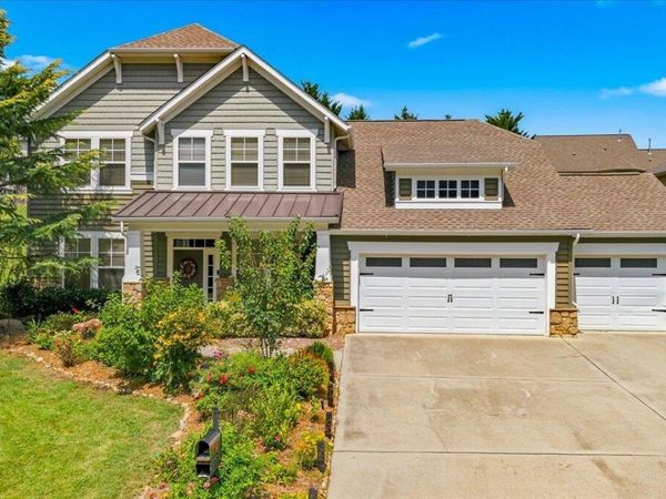 821 Clover Fields Lane, Knoxville, TN 37932