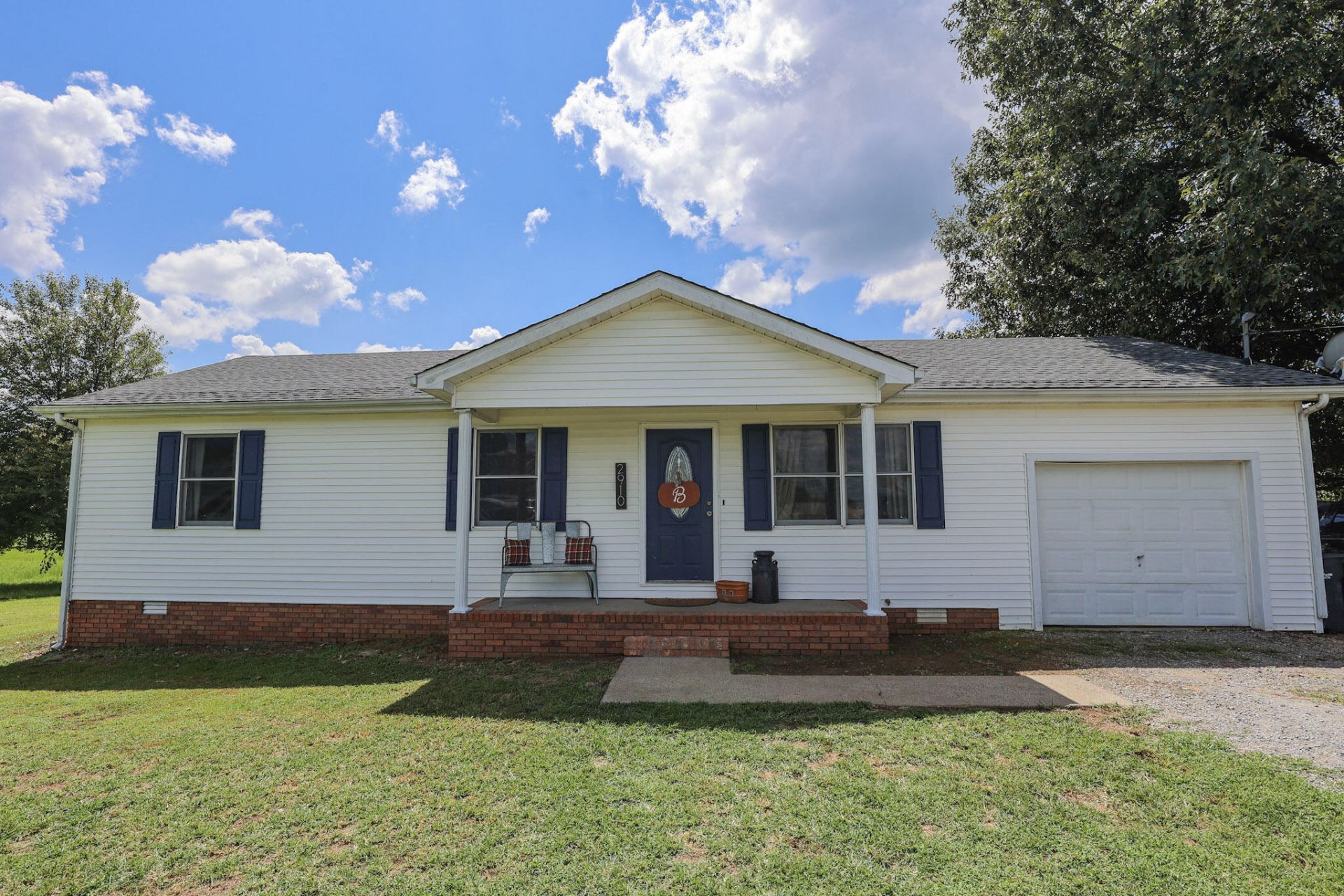 2910 Aubrey Drive, Paducah, KY 42003 Main Photo