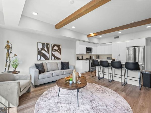 346 Peters Street SW, Unit 203, Atlanta, GA 30313