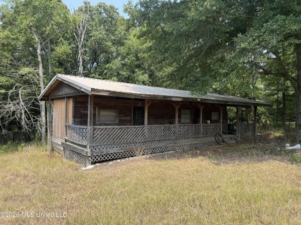 390 Springfield Road, Senatobia, MS 38668